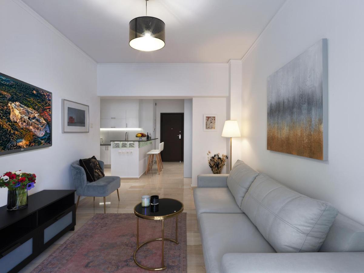 Newly Renovated Apartment In The Heart Of Athens Exterior photo