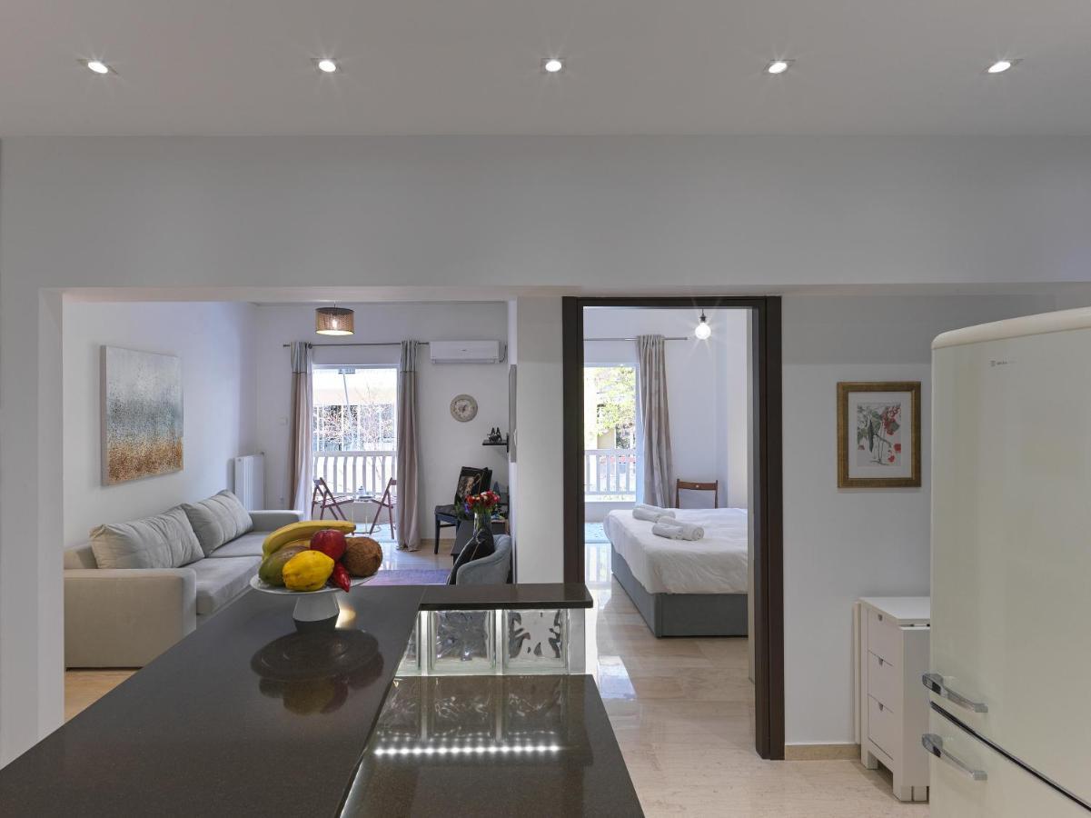 Newly Renovated Apartment In The Heart Of Athens Exterior photo